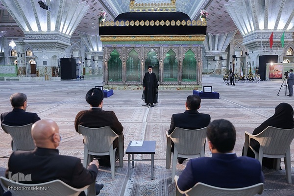 تجدید میثاق رییس جمهور و هیات دولت با آرمانهای امام راحل