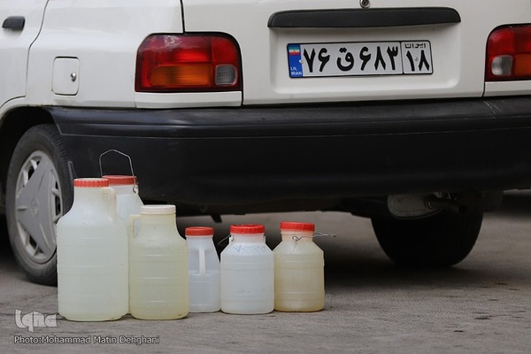 صف آب آشامیدنی در شهرستان همدان