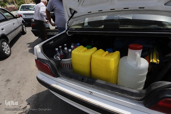 صف آب آشامیدنی در شهرستان همدان