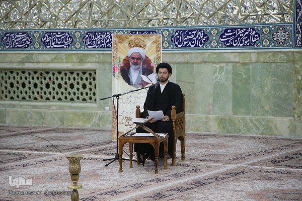 حجت‌الاسلام حکیمی، مدیر مؤسسه کریمه آل رسول