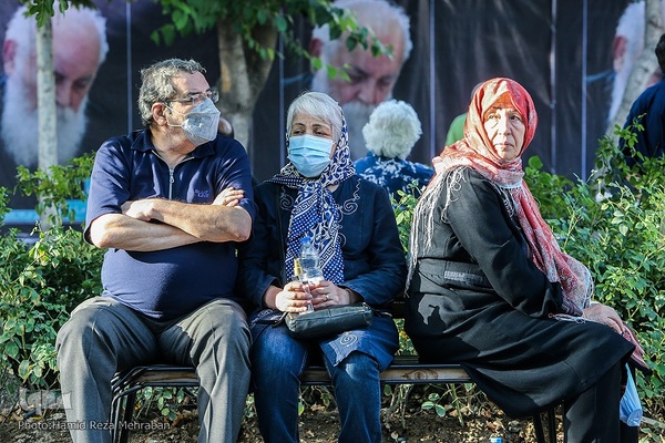 تشییع پیکر سایه زیر آسمان تهران