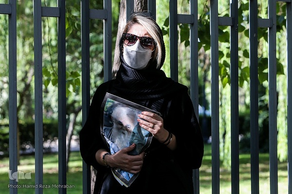 تشییع پیکر سایه زیر آسمان تهران