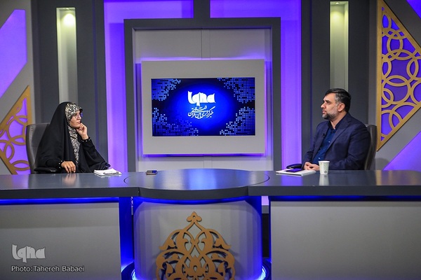 بازدید علی رمضانی مدیرعامل موسسه خانه کتاب از ایکنا