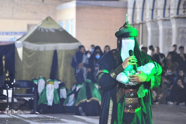 تعزیه حسینی در حرم علی بن‌ مهزیار