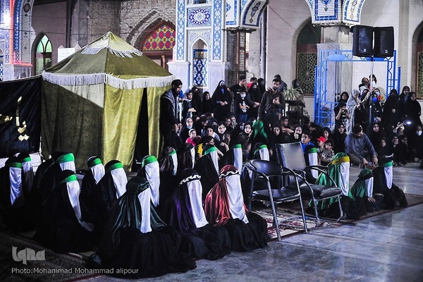 تعزیه حسینی در حرم علی بن‌ مهزیار