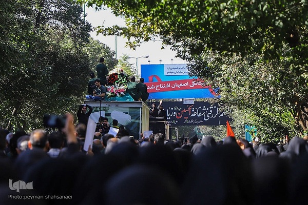 تشییع پیکر آیت الله ناصری در اصفهان