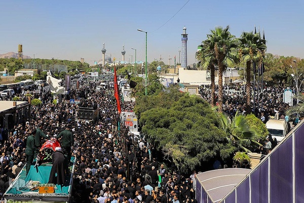 تشییع پیکر آیت الله ناصری در اصفهان