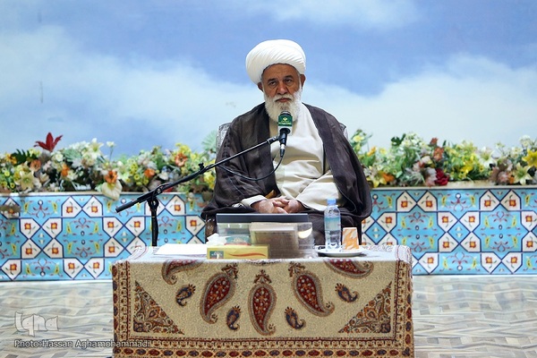 حجت الاسلام والمسلمین علی اکیر رشاد، رئیس شورای سیاستگذاری حوزه علمیه استان تهران 