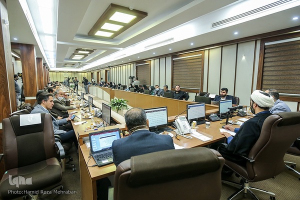 نشست هم‌اندیشی فعالان کودک و خانواده در فضای مجازی