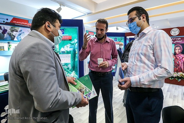 نمایشگاه دستاورد‌های جهاددانشگاهی