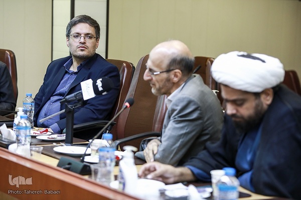 نشست کاروان قرآنی نور فرصت‌ها و توفیقات