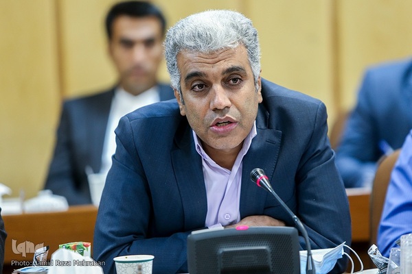 نشست علمی «بحران آب و استفاده فنآوری‌های نوین شیرین‌سازی و انتقال آب»