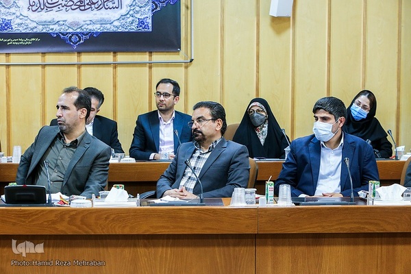 نشست علمی «نقش فناوری‌های نوین در حوزه کشاورزی و امنیت غذایی»