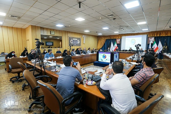 نشست علمی «نقش فناوری‌های نوین در حوزه کشاورزی و امنیت غذایی»