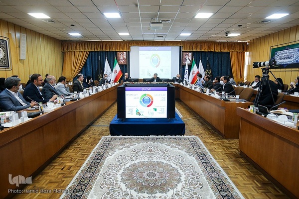 نشست علمی «نقش فناوری‌های نوین در حوزه کشاورزی و امنیت غذایی»