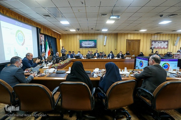 نشست علمی «نقش فناوری‌های نوین در حوزه کشاورزی و امنیت غذایی»