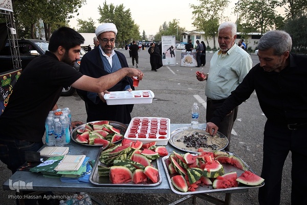 مراسم بدرقه خادمان و زائرین راهپیمایی اربعین حسینی (ع)