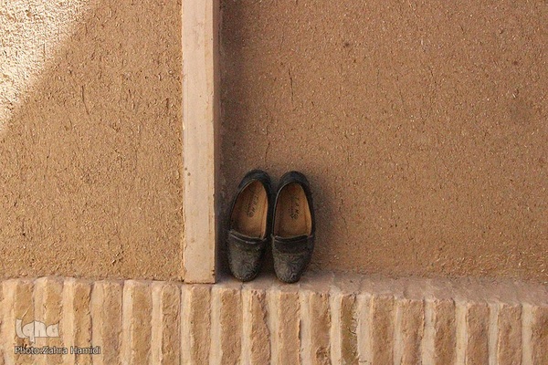 قلعه‌ای در سرزمین ناشناخته‌ها