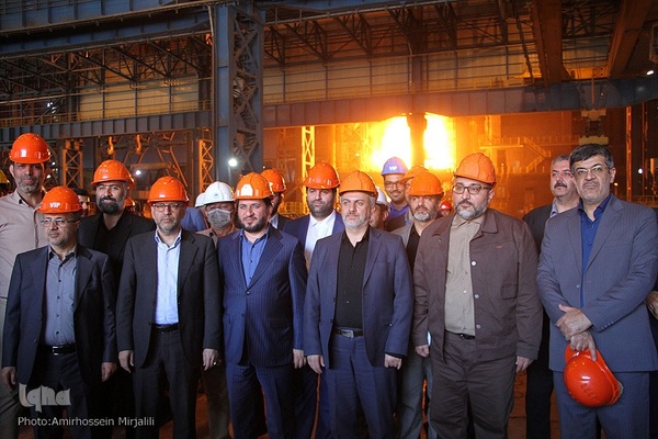 سفر فاطمی‌امین، وزیر صنعت معدن و تجارت به یزد