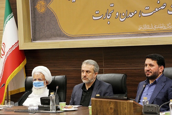 سفر فاطمی‌امین، وزیر صنعت معدن و تجارت به یزد