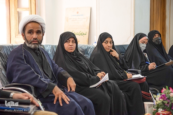 نشست هم‌اندیشی مدیران مراکز حفظ قرآن ضمن تحصیل استان اصفهان‎‎