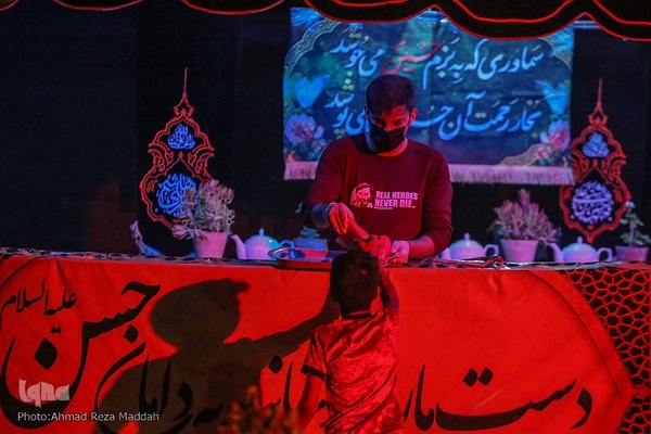 برپایی موکب حضرت رقیه (س) در جوار شهدای گمنام شیراز