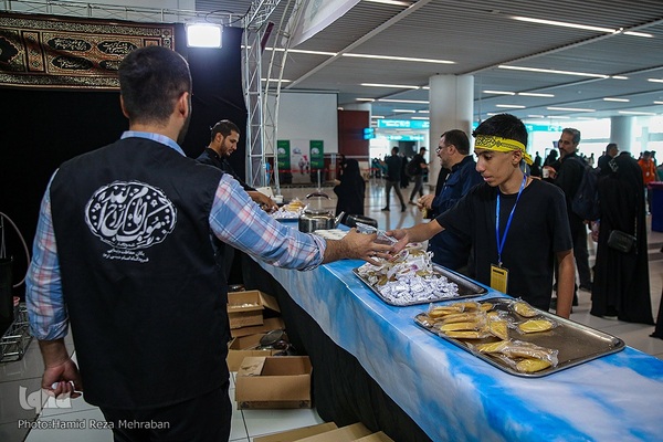 اعزام زائران اربعین از ترمینال سلام