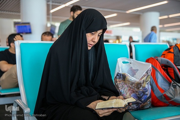 اعزام زائران اربعین از ترمینال سلام