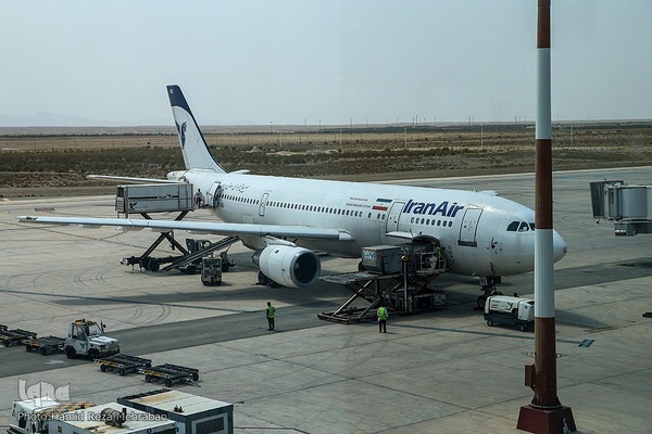 اعزام زائران اربعین از ترمینال سلام