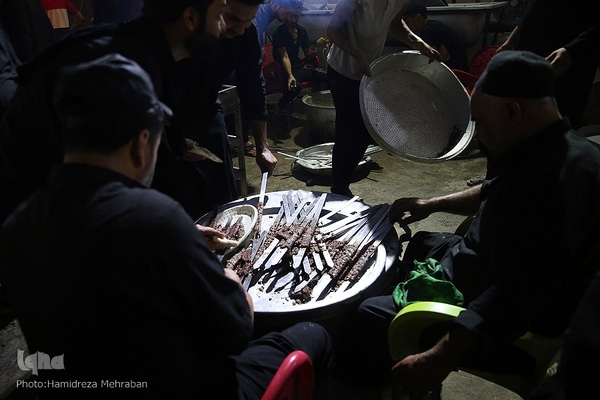 اطعام زوار اربعین حسینی