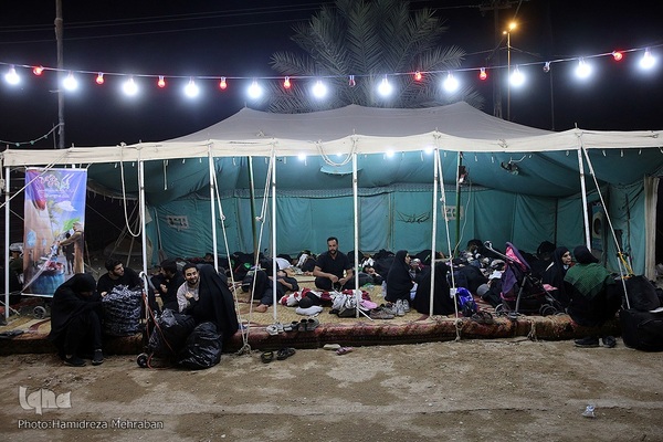 عشاق الحسین(ع) در طریق کربلا