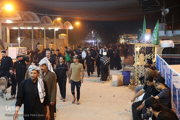 عشاق الحسین(ع) در طریق کربلا