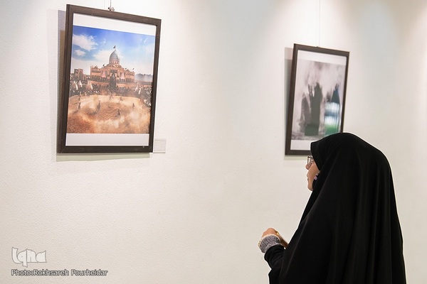 افتتاحیه نمایشگاه عکس «انا من حسین»