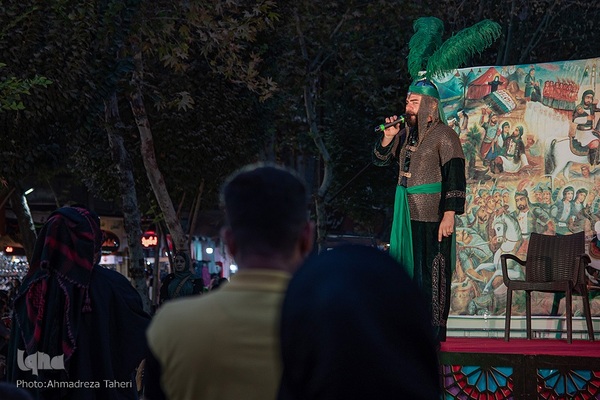 اجرای آیین سنج‌زنی آران بیدگل در چهارباغ اصفهان‎‎