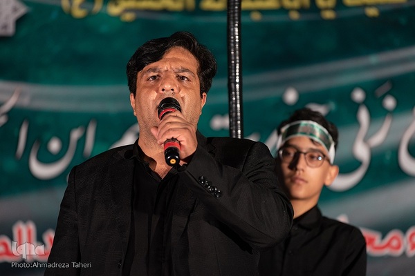 اجرای آیین سنج‌زنی آران بیدگل در چهارباغ اصفهان‎‎