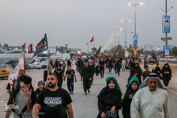 یک قدم تا اربعین؛ عشاق الحسین(ع) در طریق کربلا(۵)