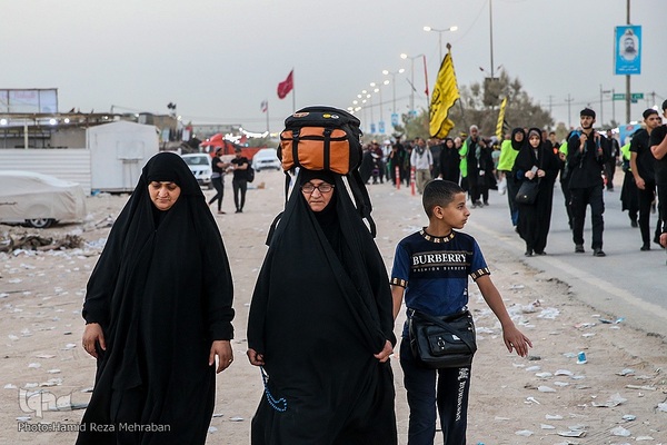 یک قدم تا اربعین؛ عشاق الحسین(ع) در طریق کربلا(۵)