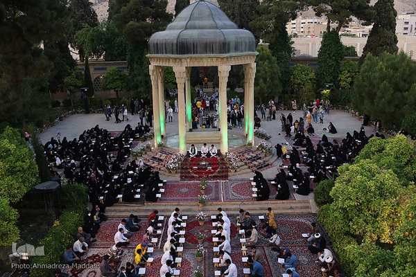 مزار حافظ شیرازی