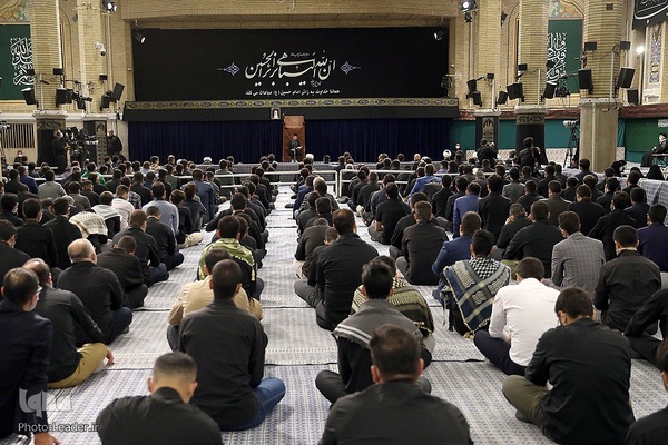 مراسم عزاداری اربعین حسینی با حضور رهبر انقلاب اسلامی در حسینیه‌ی امام خمینی (ره)