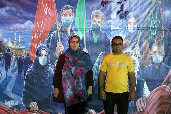 جاماندگان اربعین حسینی در حرم حضرت شاهچراغ‌(ع) در شیراز