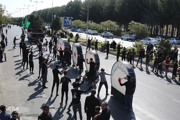 آیین پیاده‌روی جاماندگان اربعین حسینی در بیرجند