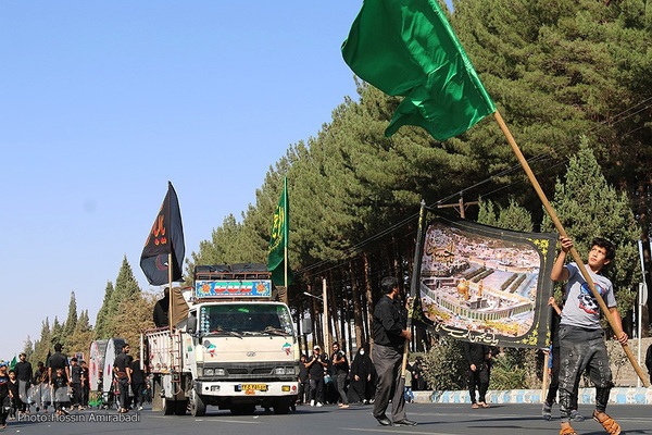 آیین پیاده‌روی جاماندگان اربعین حسینی در بیرجند