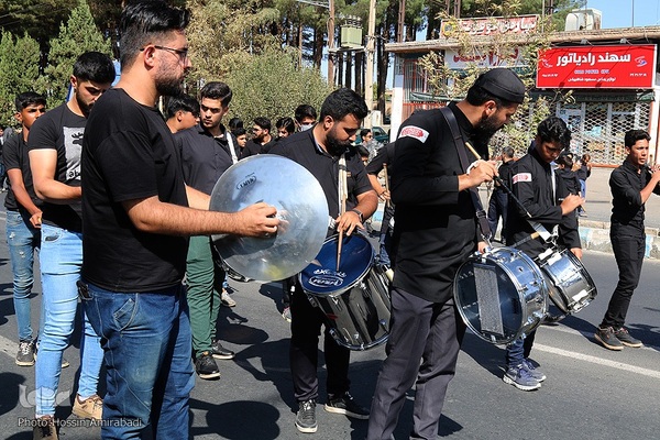 آیین پیاده‌روی جاماندگان اربعین حسینی در بیرجند