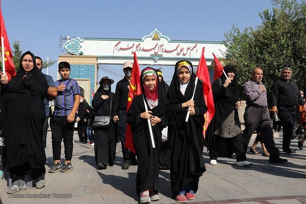 آیین پیاده‌روی جاماندگان اربعین حسینی در شیراز