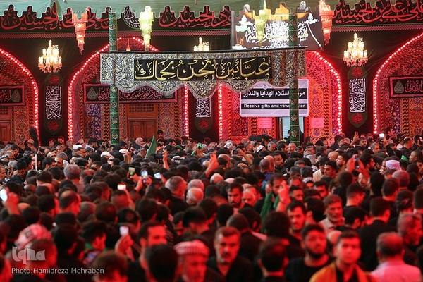 آستان مقدس عباسی در روز اربعین حسینی