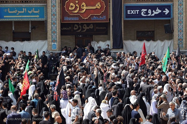 مراسم سوگواری اربعین حسینی در آستان مطهر حضرت شاهچراغ(ع) در شیراز