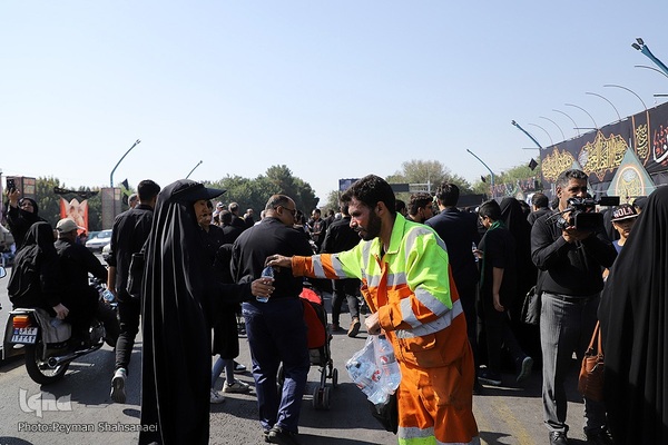 آیین پیاده‌روی جاماندگان اربعین حسینی در اصفهان