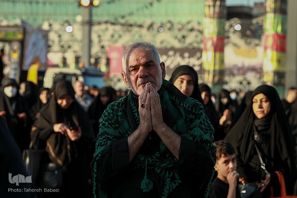 آیین پیاده‌روی جاماندگان اربعین حسینی در تهران(۲)

