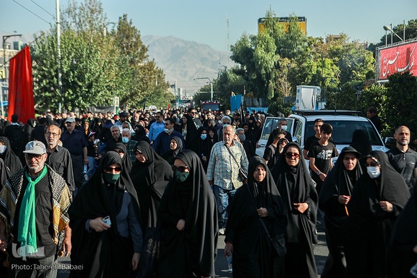 آیین پیاده‌روی جاماندگان اربعین حسینی در تهران(۲)
