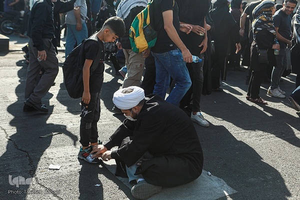 آیین پیاده‌روی جاماندگان اربعین حسینی در تهران(۲)
